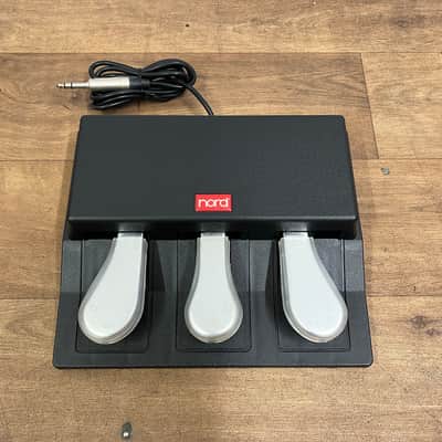 Nord Triple Pedal | Second Hand image 1