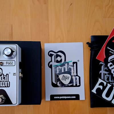 Pedal Pawn Fuzz 2020 - 2021 - White image 2