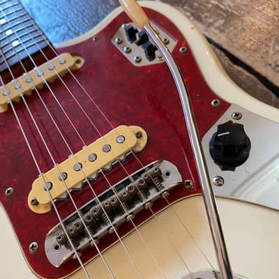 Fender Japan Early 1993 FujiGen-Buiilt Jaguar 1966 Reissue MIJ N-Serial 1993-94 Olympic White image 11