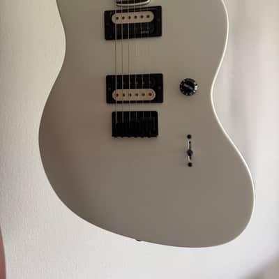 Fender Jim Root Signature Jazzmaster 2020 - Present - Arctic White image 2