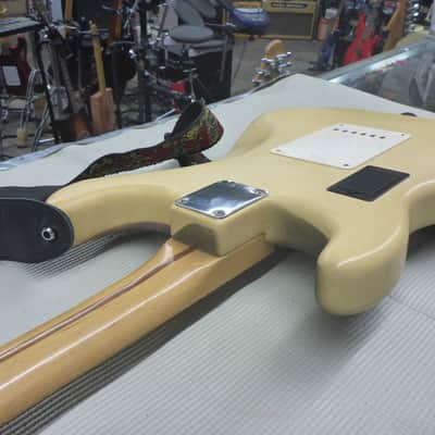 Fender Deluxe Powerhouse Stratocaster SSS w/Piezo Saddles : Crowned & Dressed Frets - Unfinished Roses Over OEM Color image 17