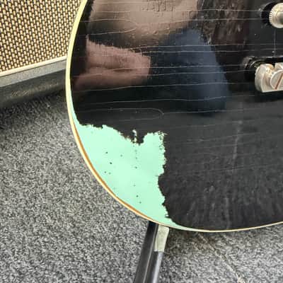 Gibson 1960 Standard Historic Les Paul 2016 - Black over Kerry Green Aged image 5