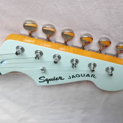 Squier Jaguar FSR Classic Vibe 60's OWT MH image 9