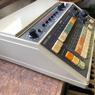 Roland CR-8000 CompuRhythm 1980s White image 9