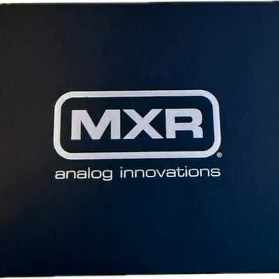 MXR M102 Dyna Comp 1995 - Present - Red image 8