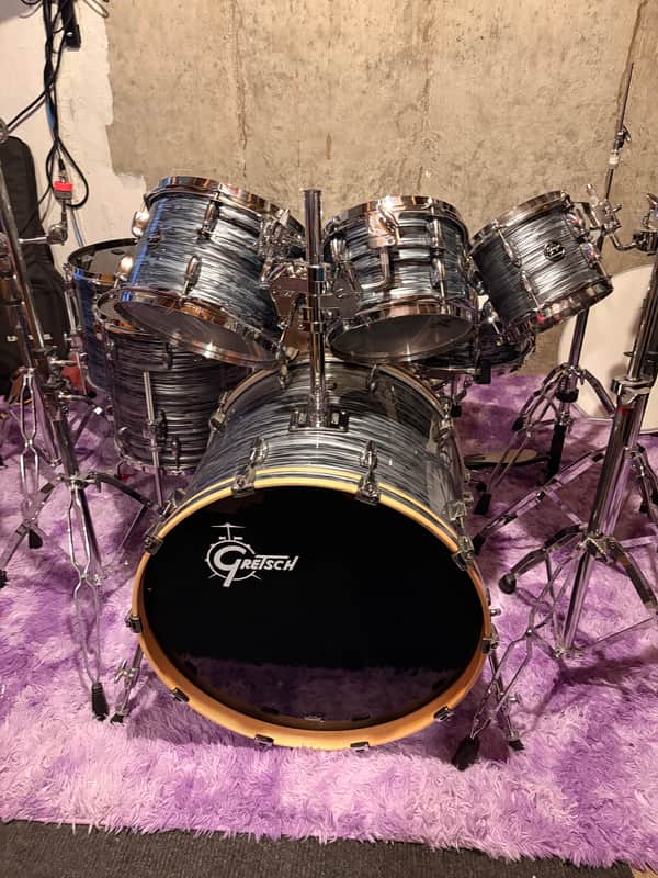 Gretsch Renown 7 Silver Oyster - Unbeatable Price for a Timeless Drum Kit