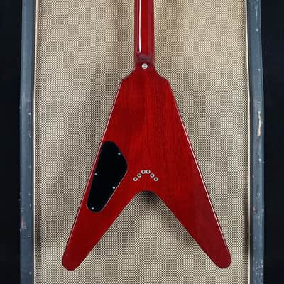 1980 Dean V - 100% Original - Excellent Condition - Original Case and Case Candy image 3