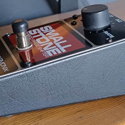 1979 Electro-Harmonix Small Stone EH4800 Phase Shifter V3 - Black/Orange image 5
