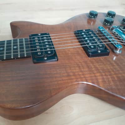 Gibson "The Paul" 1978 Natural Walnut with all original parts in original "chainsaw" case. Both in excellent condition image 8