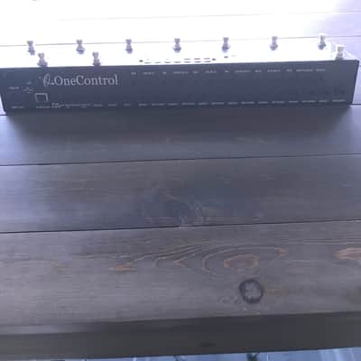 One Control Crocodile Tail Loop Switcher image 2