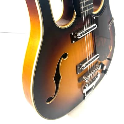 Vintage Silvertone Longhorn Danelectro hybrid electric guitar The Awesomesauce Longhorn 1968 - Sunburst image 12