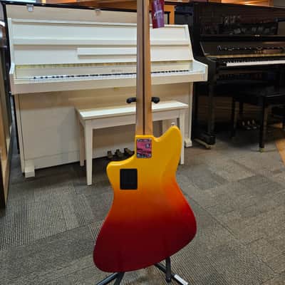 Fender Player Plus Active Meteora Bass - Tequila Sunrise image 5