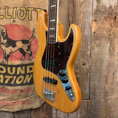 Fender Jazz Bass 1968 - stripped finish image 2