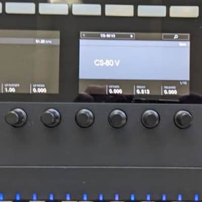 Native Instruments Komplete Kontrol S88 MKii - Black image 10