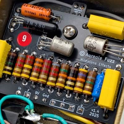 Milestone Effects Aureole Fuzz MK1 Bender Style Germanium Philips 2N280 OC71 TI Texas Instruments 2G308 280 71 308 R.01 Tone MkI Tonebender image 6