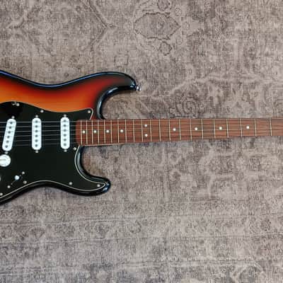 Squier Vintage Modified Stratocaster (Gorgeous/Clean) with Rosewood Fretboard - Made in India 2008 - Sunburst image 2