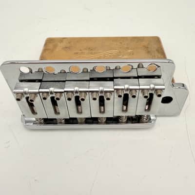 Aumsen Stratocaster Vintage/Narrow Strat Tremolo Bridge image 1