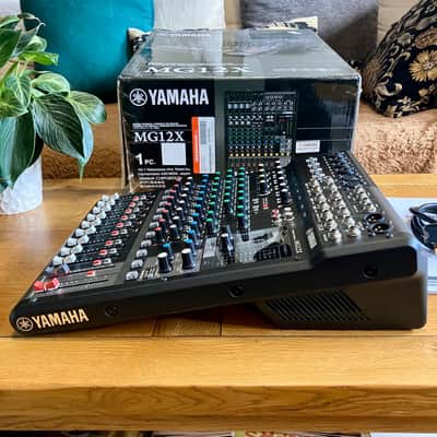 Yamaha MG12X-CV **Excellent Condition** Original Box & Manuals image 4