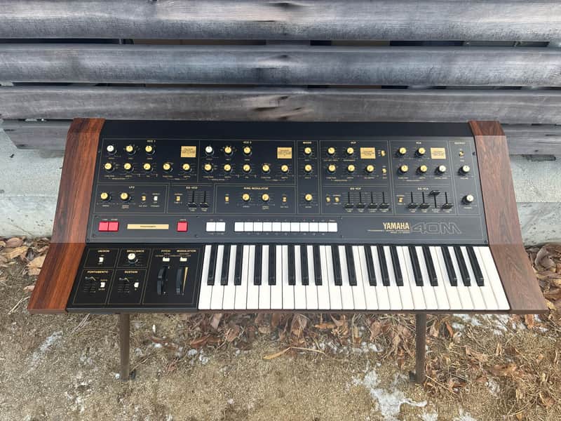 Yamaha CS-40M Duophonic Synthesizer 1979 - 1986 - Black Bild 1