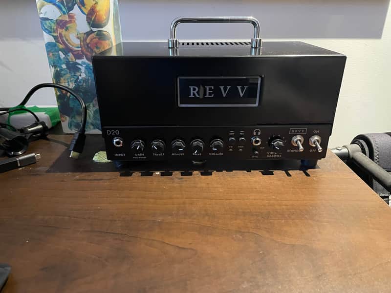 REVV D20 2022 Black image 1