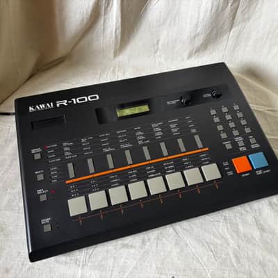 Kawai R-100 Vintage digital drum machine Version B