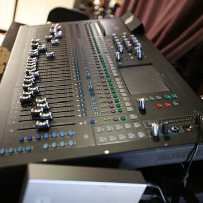 ALLEN & HEATH,BOSE F1 812 SPEAKERS QU-32 2019 - BLACK image 10