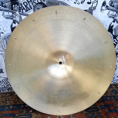 ZILDJIAN A 20" Medium Ride riveted. (C15-104AVAL) image 2