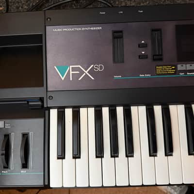 Ensoniq VFX SD Music Production Synthesizer