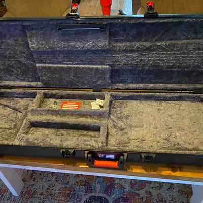 Gator LED Light Edition Bass Case (New)  2026 image 9