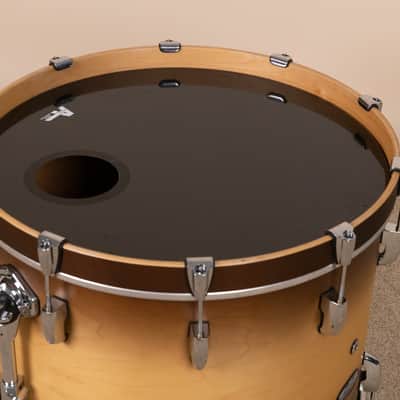 Pearl Masters Maple Complete 16x22 Satin Natural Burst Bass Drum image 9