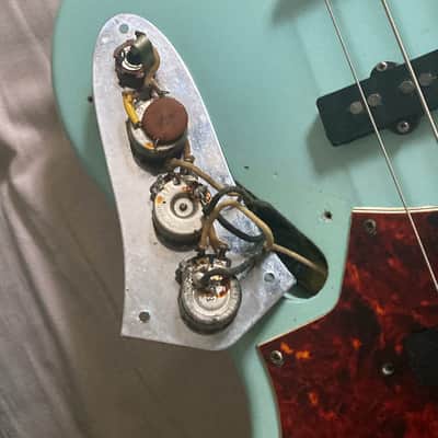 Fender Jazz Bass 1966 - Sonic Blue refin image 6