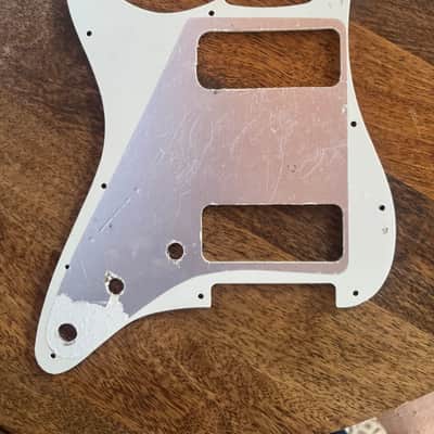 Strat Pickguard 11 hole white P 90s image 2