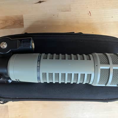 Electro Voice RE20 - Dynamic Microphone Bild 4