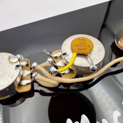 Fender Mustang 1960's wiring harness upgrade with 0.05uF 50v vintage ceramic capacitor image 2