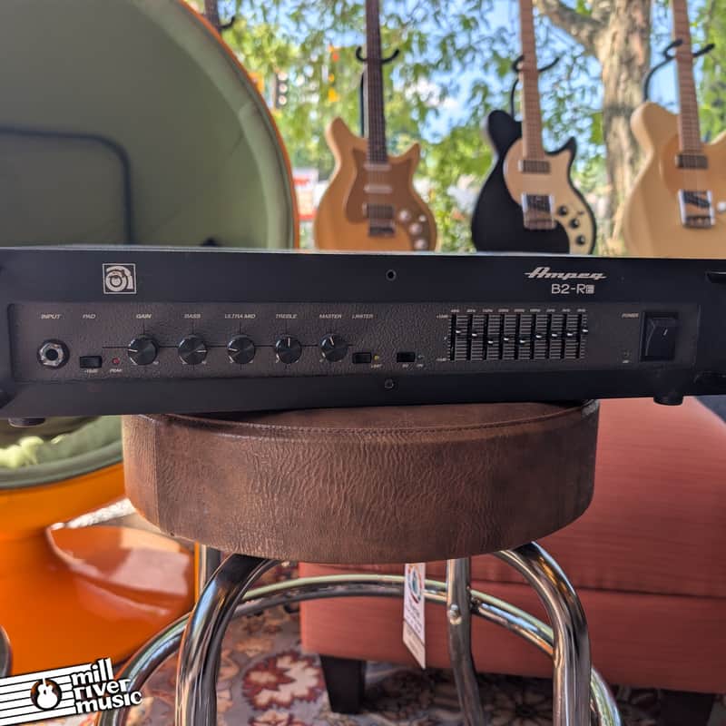 Ampeg B2-RE ベースアンプ ヘッドアンプ Ampeg B2-RE 450-Watt