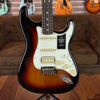 FENDER Player II Stratocaster HSS 3-Color Sunburst image 1