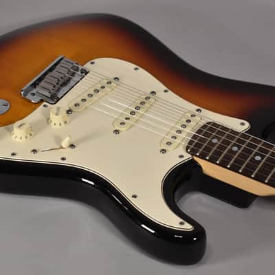 2006 Fender 60th Anniversary American Stratocaster Sunburst w/HSC image 10