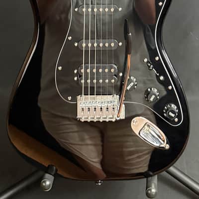 Washburn KC-40V Chicago Series Chameleon Green/Blue Black striated
