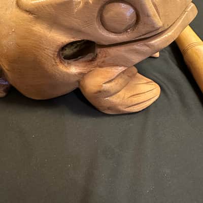Handmade 11"x6.5" X-LARGE Frog Guiro Scraper Rasper, with Beater-MINT image 9
