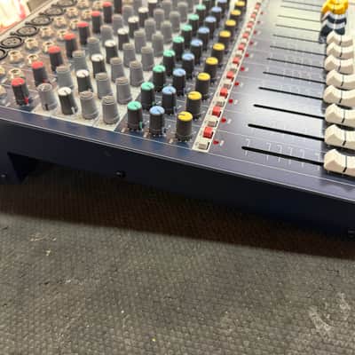 Soundcraft EPM-8 Multi-Format 8-Channel Mixer 2010s - Blue image 6