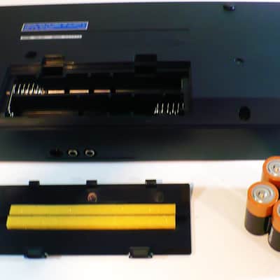 Yamaha PSS-450 PortaSound Synthesizer 1980's - Black image 16