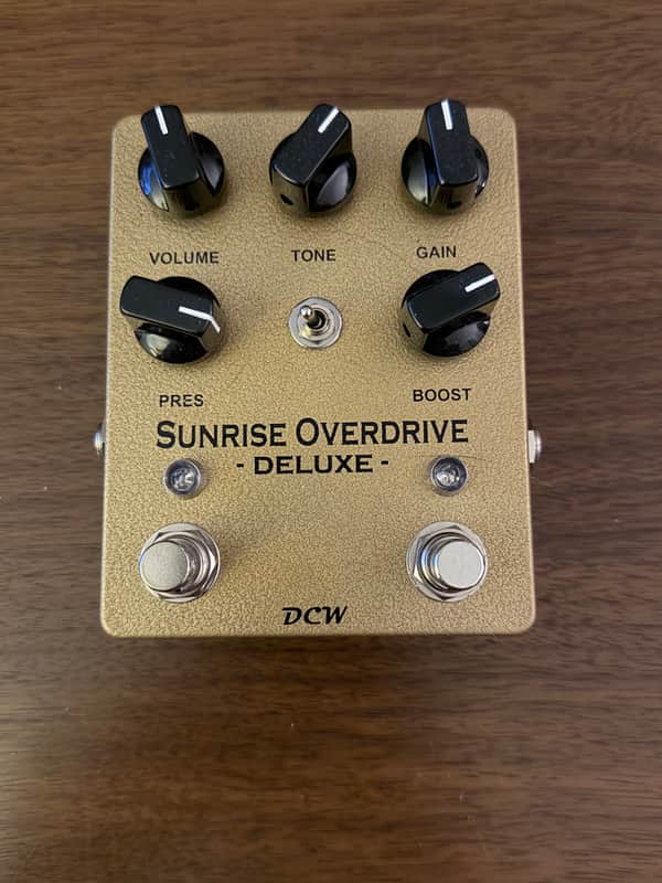 DCW Sunrise Overdrive Deluxe 2024 - Gold image 1