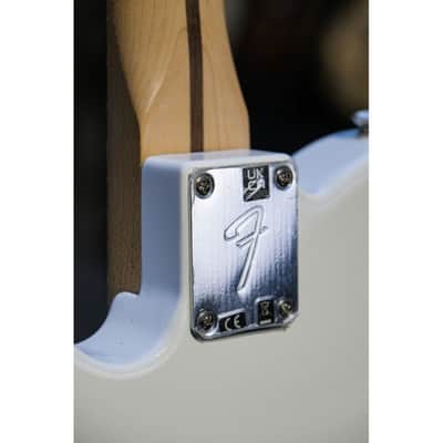 2022 Fender Player Telecaster polar white image 9