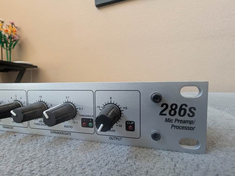 dbx 286s Microphone Preamp Processor 2010s - Silver image 1