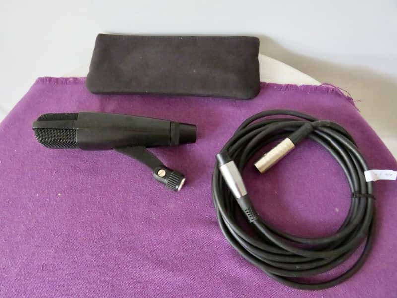 Sennheiser MD 421 II Cardioid Dynamic Microphone - Black image 1