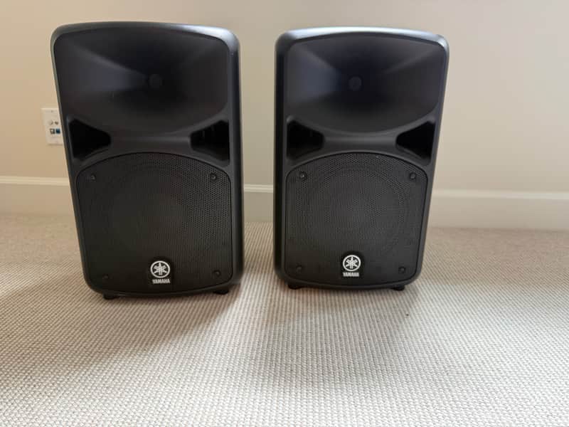 Yamaha StagePas 600i Portable PA System 2010s - Black image 1