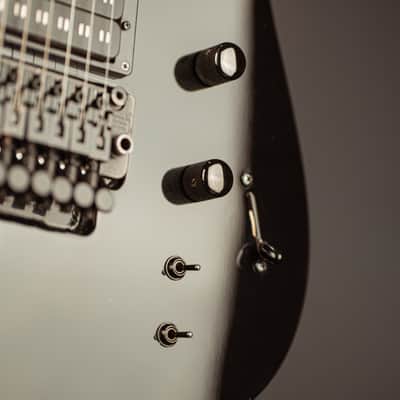 Hamer Chaparral Elite Sustainiac 1990 Black image 12