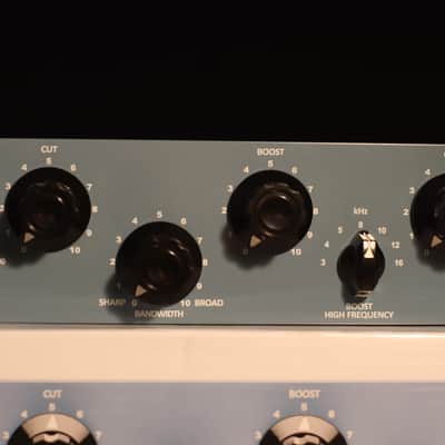 Warm Audio EQP-WA Tube EQ 1of3 image 6