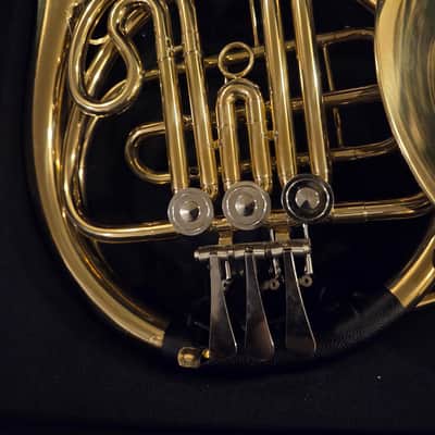 French Horn with case Unknown - Brass image 4