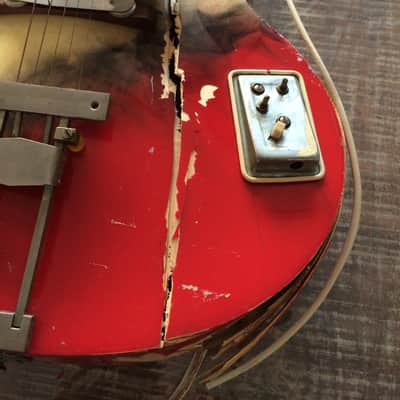 Wandré BB with tremolo (very rare) 1960 Black-Yellow-red with smoke patterns image 19